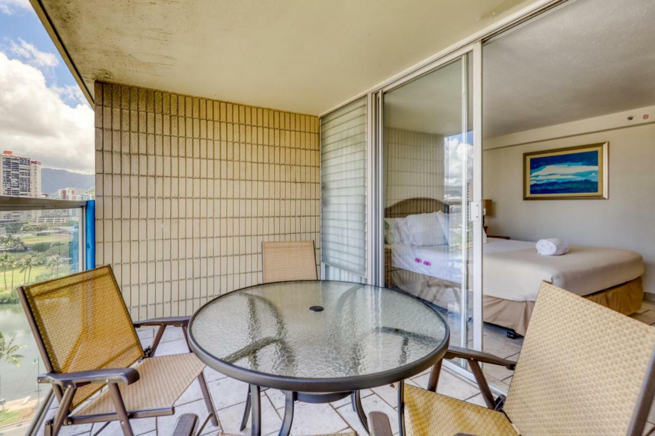 Island Colony Suites Honolulu Habitación foto